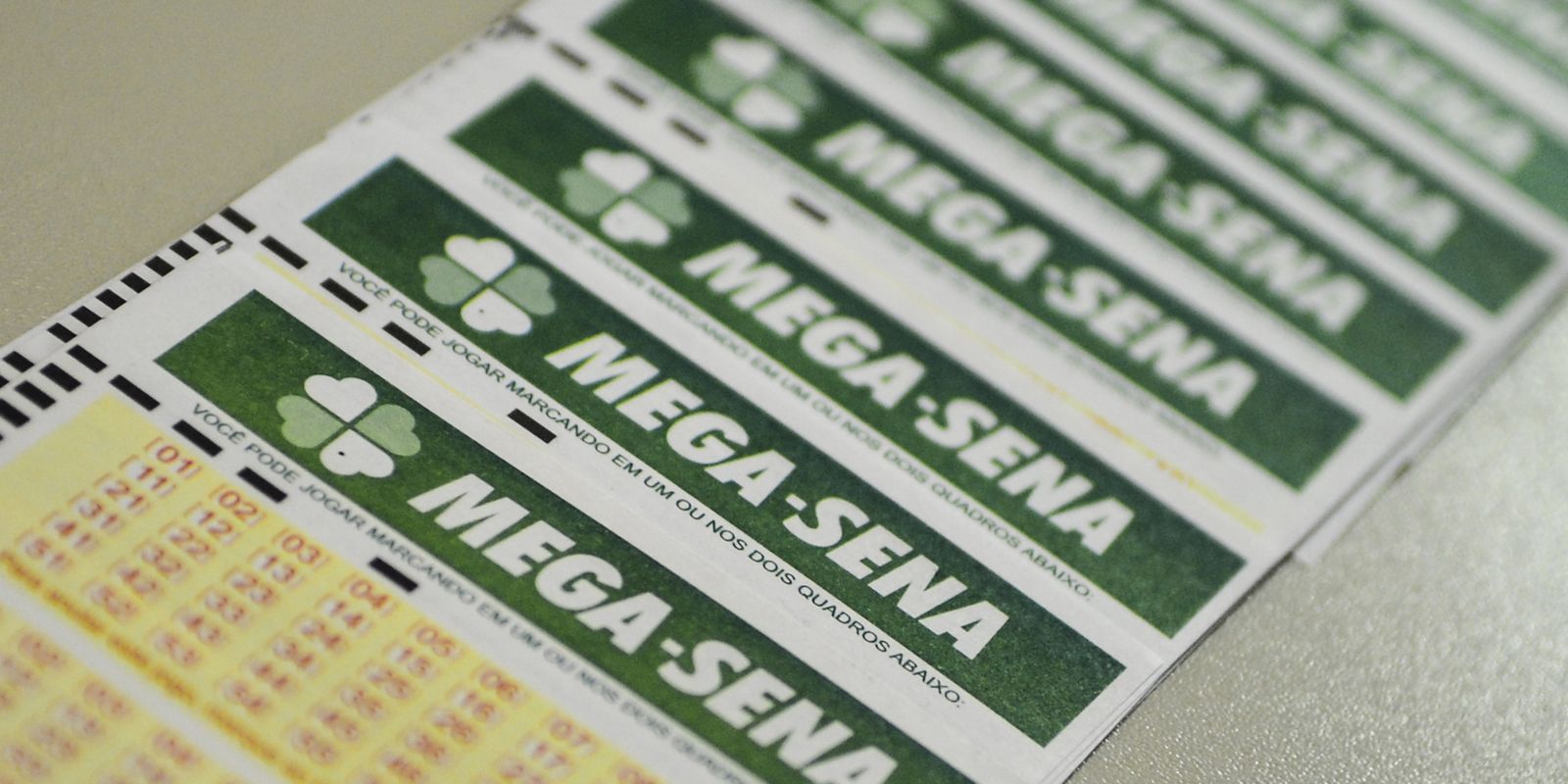 mega-sena-acumula-para-r$-100-milhoes