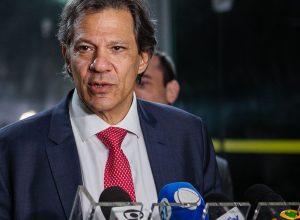 plano-de-contingencia-sobre-tarifas-dos-eua-ja-foi-apresentado-a-lula