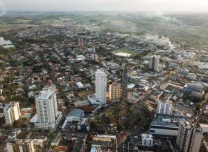 Apucarana município no centro-norte do estado do Paraná,  conhecida como "Cidade Alta" e reconhecida como capital nacional do boné.
Apucarana, 24/07/2019 -Foto: Geraldo Bubniak/ANPr